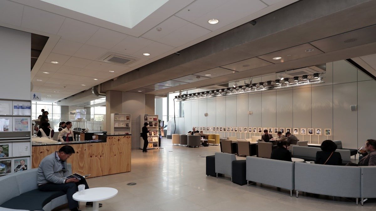 Massachusetts Institute of Technology Store